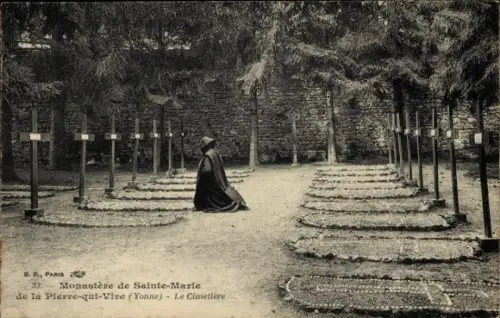 Ak Saint-Léger-Vauban Yonne, Abbaye Sainte-Marie de la Pierre qui Vire, Monastère, Friedhof mit G