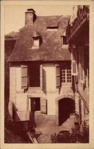 Ak Lourdes Hautes Pyrénées, Haus von Bernadette Soubirous, Fenster, Türen, Beschriftung
