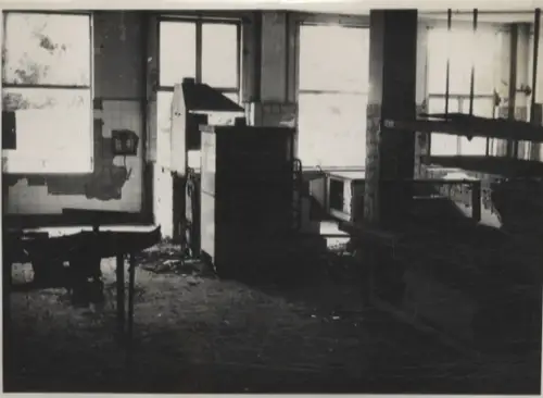 Original Foto Berlin Charlottenburg, Deutschlandhalle, Küche?, um 1945/46, ca. 12 x 17 cm