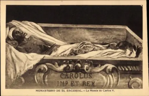 Ak San Lorenzo de El Escorial Madrid, Monasterio del Escorial, La Momia de Carlos V.