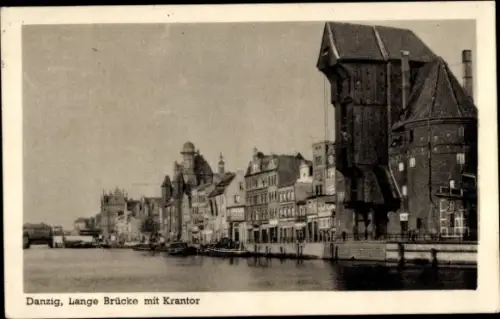 Ak Gdańsk Danzig,  Lange Brücke mit Krantor, Wasseransicht,  Gebäude