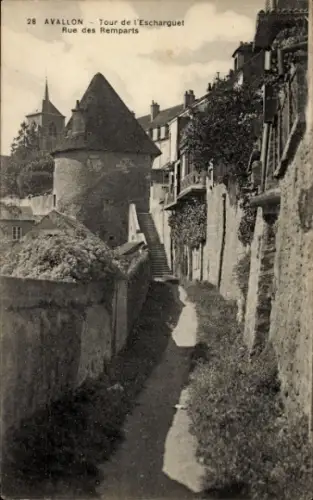 Ak Avallon Yonne,  Tour de l'Escharguet, Rue des Remparts