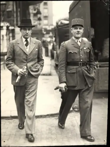 Foto General Jean de Lattre de Tassigny, Porträt in Uniform