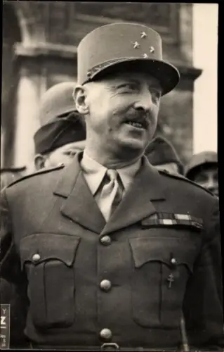 Foto General Pierre Kœnig, Porträt in Uniform
