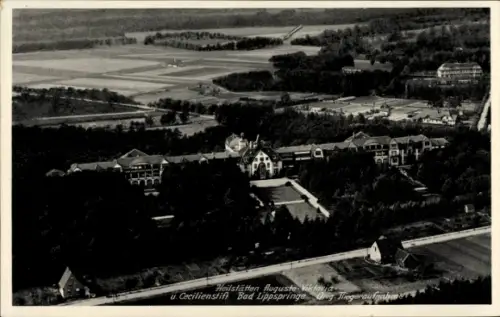 Ak Bad Lippspringe in Westfalen, Heilstätten Auguste Viktoria, Cecilienstift, Fliegeraufnahme