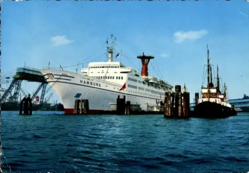 Ak Schiff TS Hamburg im Hafen, Überseebrücke Hamburg