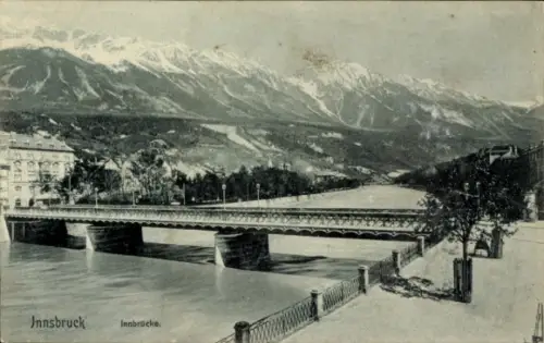 Ak Innsbruck Tirol, Patscherkofel,  Innbrücke, Fluss, Berge, 