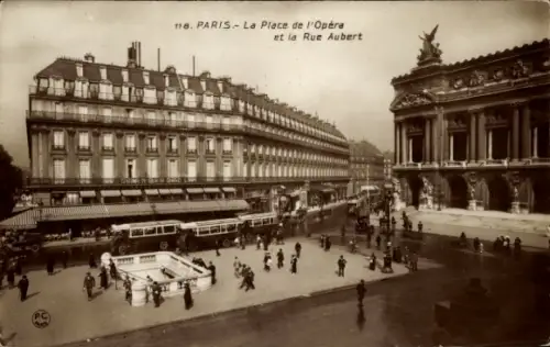 Ak Paris IX Opéra,  aus  Platz der Oper, Rue Aubert,  Busse, Menschenmenge