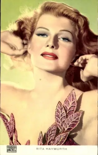 Ak Schauspielerin Rita Hayworth, Portrait