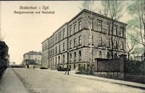 Ak Reichenbach im Vogtland, Realgymnasium und Realschule,  Gebäudeansicht
