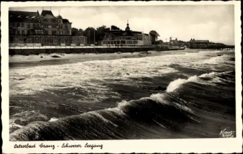 Ak Selenogradsk Ostseebad Cranz Ostpreußen,  Schwerer Leegang, Wellen, Küstenansicht
