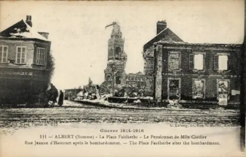 Ak Albert Somme, Place Faidherbe, Kriegszerstörung I. WK