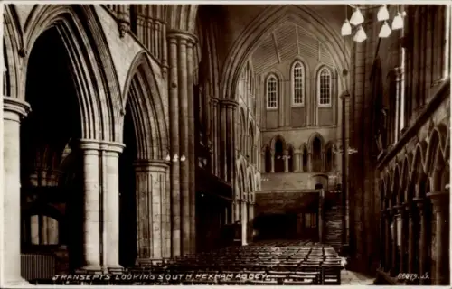 Ak Hexham Northumberland England,  Innenansicht, Transept,