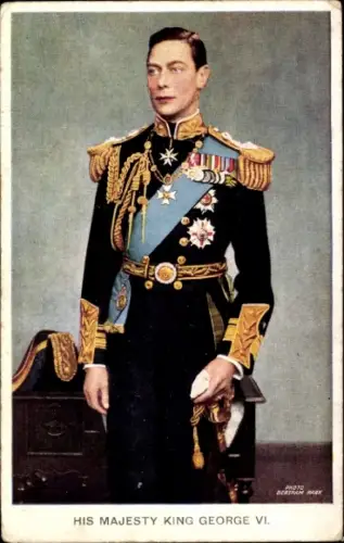 Ak King George VI, Uniform