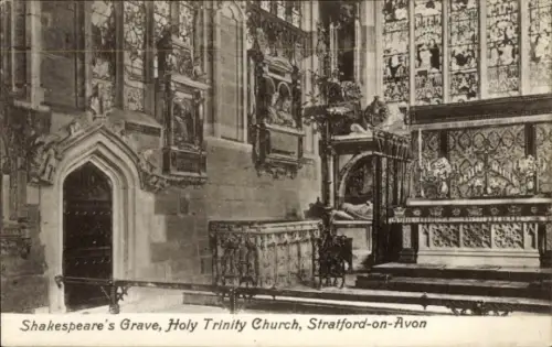 PC Stratford upon Avon Warwickshire England, Shakespeare's Grave, Holy Trinity Church