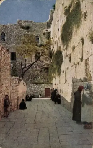 Ak Jerusalem Israel, Klagemauer, Wailing Place of the Jews, Steinmauer, Menschen, Straße
