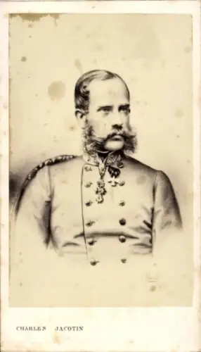 CdV Kaiser Franz Joseph I, Portrait in Uniform, Orden