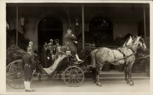 Ak Empfang Ihrer Königl. Hoheit der Herzogin Thyra in Braunschweig, Kutsche