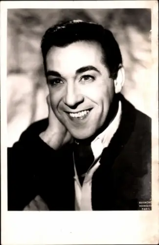 Ak Opernsänger Luis Mariano, Portrait