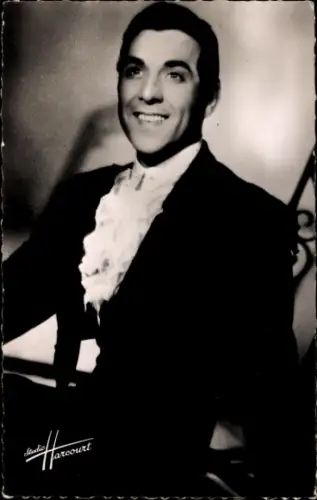 Ak Opernsänger Luis Mariano, Portrait