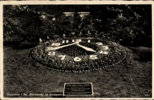 Ak Hainichen in Sachsen, Blumenuhr im Stadtpark, 750 Jahr-Feier 1935, Gellerttisch