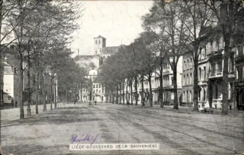 Ak Liège Lüttich Wallonien, Boulevard de la Sauvenière, Bäume, Gebäude, Schwarz-Weiß-Foto
