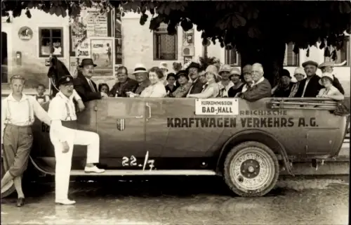 Foto Ak Bad Hall, Autobus, Kurkommission, Kraftwagen Verkehrs AG