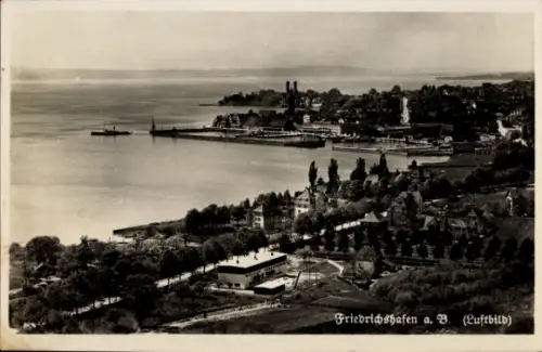 Ak Friedrichshafen am Bodensee, Fliegeraufnahme