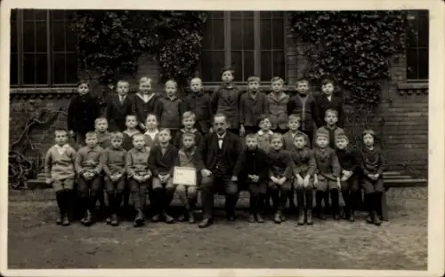 Ak Berlin Mitte, Schülergruppe, 36. Volksschule, 1927, Fotograf Otto Dobert