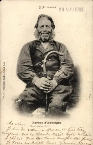 CPA Types d'Auvergne, Paysan d'Auvergne