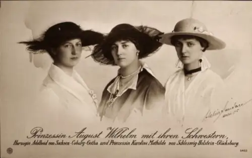 Ak Prinzessin August Wilhelm mit ihren Schwestern, Alexandra Viktoria, Adelheid, Karoline Mathilde