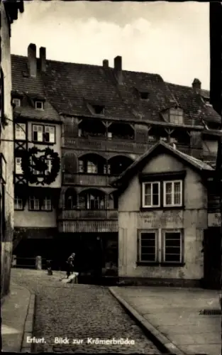 Ak Erfurt in Thüringen, Blick zur Krämerbrücke, alte Gebäude, Straße, keine Personen