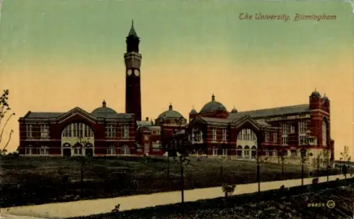 Ak Birmingham West Midlands England, Die Universität   Architektur, Uhrturm, 