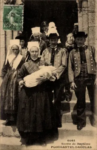 CPA Plougastel-Daoulas Finistère, Sortie de Bapteme