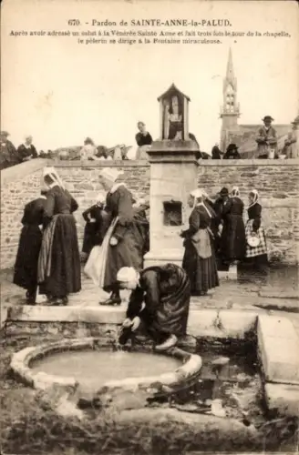 CPA Sainte-Anne la Palud, Costumes Bretons