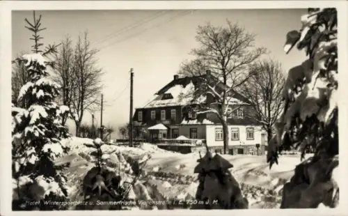 Ak Neudorf Sehmatal im Erzgebirge, Gasthaus Vierenstraße, Hotel Wintersportplatz, Winterlandschaf