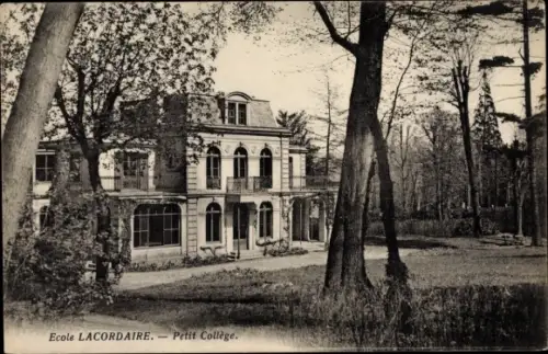 Ak Bellevue Meudon Hauts de Seine, Ecole Lacordaire, Avenue Eiffel