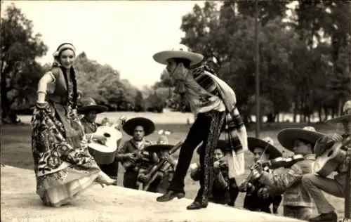 Ak Mexico, Tänzer