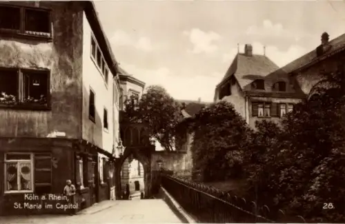 Ak Köln am Rhein, Köln a Rhein, St. Maria im Capitol,  Gebäude, Straße