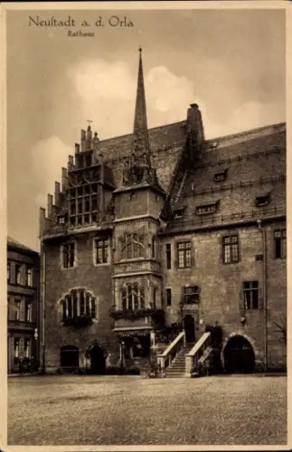 Ak Neustadt an der Orla, Neustadt a. d. Orla, Rathaus,  Architektur
