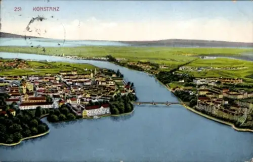 Ak Konstanz am Bodensee, Luftaufnahme von  Bodensee, Fluss, Brücke, Stadtansicht