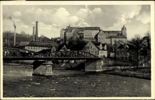 Ak Colditz in Sachsen, Blick auf Schloß und Muldenbrücke