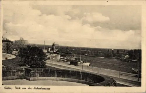 Ak Szczecin Stettin Pommern,  Blick von der Hakentecasse, Schiffe, Hafen