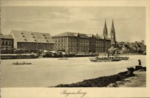 Ak Regensburg an der Donau Oberpfalz,  Flussansicht, Boote, Fischer,  Gebäude