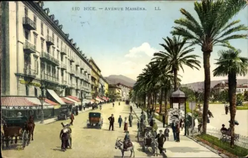 Ak Nice Nizza Alpes Maritimes, Avenue Massena, Palmen, Straßenansicht, Kutschen, Menschen