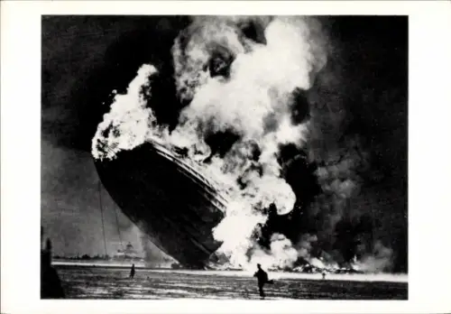 Ak Brennendes Luftschiff Hindenburg, Zeppelin