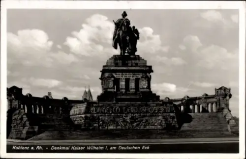 Ak Koblenz am Rhein, Denkmal Kaiser Wilhelm I, Deutsches Eck,  Statue