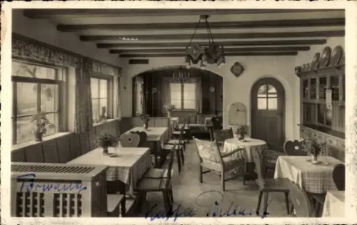 Ak Törwang Samerberg in Oberbayern, Café Pallauf, Innenansicht