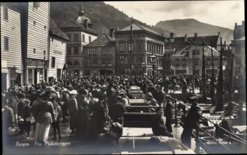 Foto Ak Bergen Norwegen, Fiskebryggen, Fischmarkt