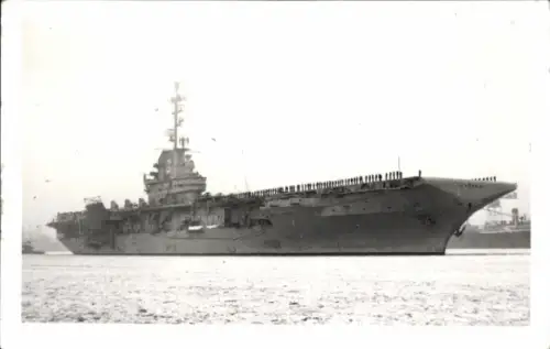 Foto Ak Amerikanisches Kriegsschiff USS Essex